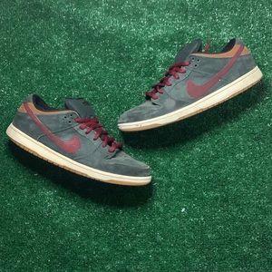 Nike SB Dunk Low Spruce Corduroy